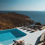 Villa On The Rocks - The Pebbles - Serviced Villas