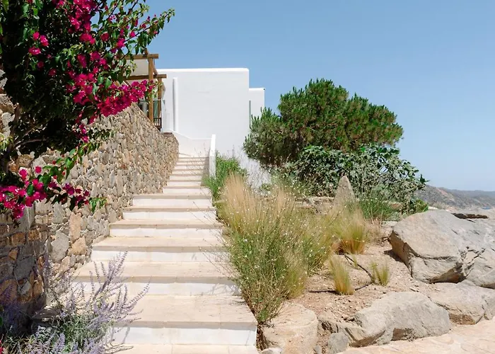 On The Rocks Villa *