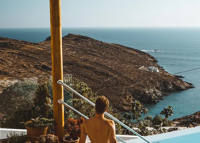 Villa On The Rocks *